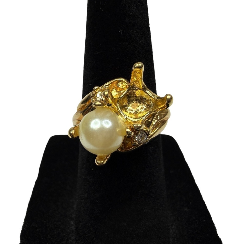 Elegant 18K GE Gold Plated Pearl & Rhinestone Cocktail Ring Jewelry Size 4.5